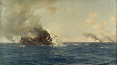 Scharnhorst-aluksen uppoaminen Falklandinsaarten taistelussa 8. joulukuuta 1914, noin 1915 (öljy kankaalle). tekijältä Thomas J. Somerscales