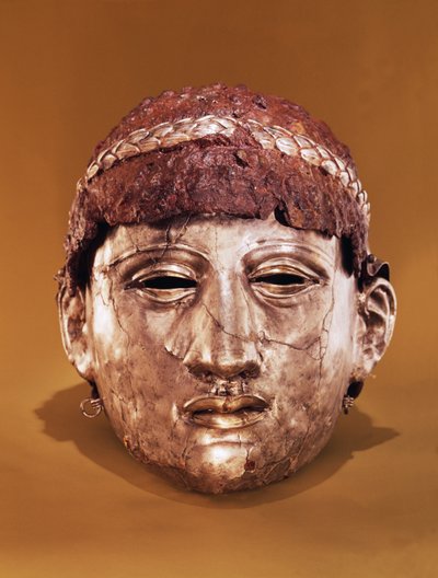 Kaksiosainen kypärä (rauta) tekijältä Thracian