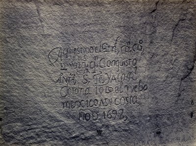 Historiallinen espanjalainen valloitusmuistio, Inscription Rockin eteläpuoli, New Mexico tekijältä Timothy H. O