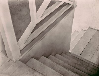 Stairs, Mexico City, kirjoittanut Tina Modotti tekijältä Tina Modotti