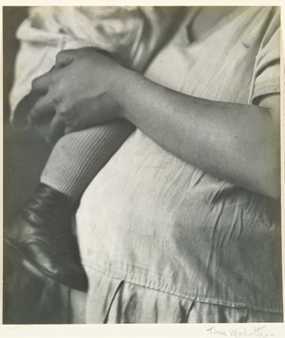 Nainen lapsen kanssa tekijältä Tina Modotti