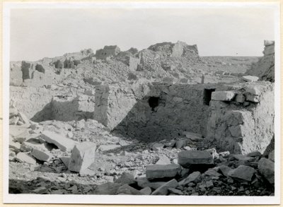 Eteläisen kirkon rauniot, näkymä apsiksesta, Sabagura, Egypti, valokuvaaja Ugo Monneret de Villard. tekijältä Ugo Monneret de Villard