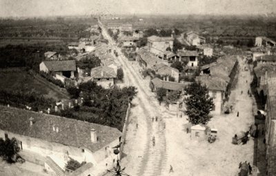 Panoraamakuva roomalaisten kaupungista, otettu kirkon kellotornista ensimmäisen maailmansodan aikana (m/v kuva) tekijältä Ugo Ojetti