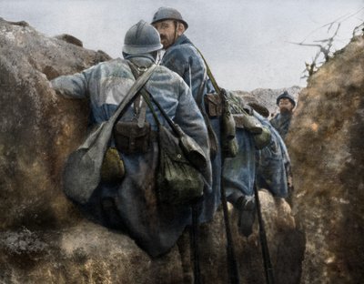 Ranskalainen juoksuhauta ennen hyökkäystä, 2. Champagnen taistelu, Ranska, 25. syyskuuta 1915 tekijältä Unbekannt