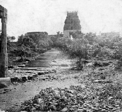 Raunioitu temppeli lähellä Madrasia, Intia, 1874 tekijältä Unbekannt