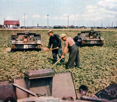 Hylätyt ranskalaiset tankit pellolla, Dunkerque, Ranska, 1940 tekijältä Unbekannt