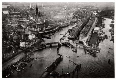 Ilmakuva Hampurin satamasta, Saksasta, Zeppelinistä, vuodelta 1931 1933 tekijältä Unbekannt