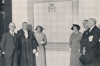 Rekonstruoidun kupolin uudelleen avaamisen jälkeen, 14. syyskuuta 1935, 1939 tekijältä Unbekannt