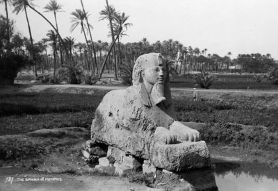 Alabasterisfinksi Memphisissä, Egyptissä, 1920-1930-luku tekijältä Unbekannt