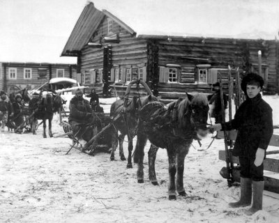 Amerikkalainen jalkaväki lähellä Arkangelia, Venäjä, joulukuussa 1918. tekijältä Unbekannt