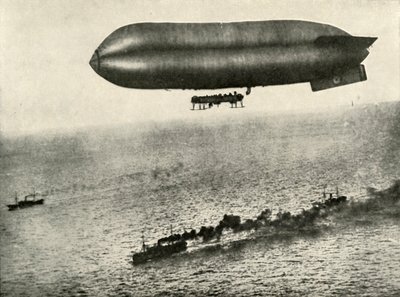 Ilmalaiva saattueessa, 1919. tekijältä Unbekannt