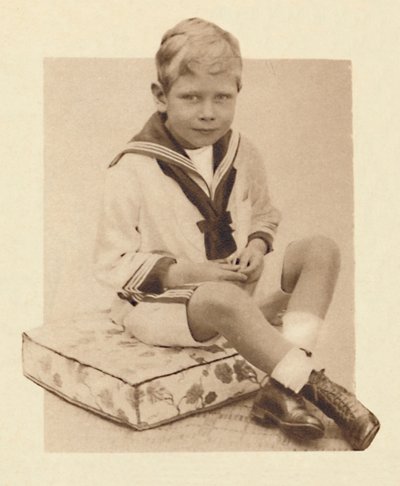 Osoitus tulevasta urasta: merimiespukuinen prinssi Albert, 1900, 1937 tekijältä Unbekannt
