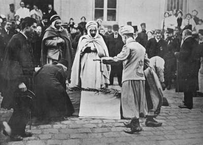 Epätavallinen näky Pariisissa, 1914 tekijältä Unbekannt