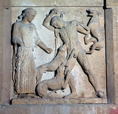 Arkaainen metooppi, joka esittää Actaeonia ja Artemista, 5. vuosisadalla eKr tekijältä Unbekannt