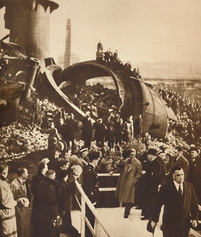 Derelict Steel-Worksissa, Etelä-Walesissa, 1936 1937 tekijältä Unbekannt