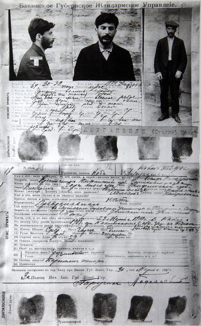 Poliittisen rikollisen J Jugashvili Stalinin Baku poliisimuoto, 1910 tekijältä Unbekannt