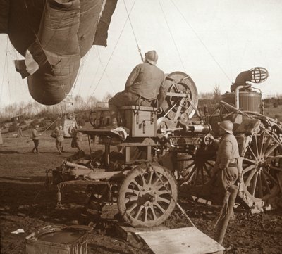 Barrage balloon, Genicourt, Pohjois-Ranska, c1914-c1918 tekijältä Unbekannt