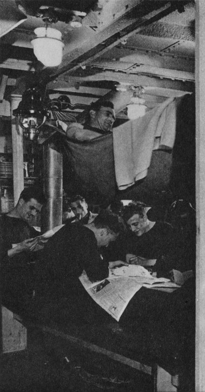 Sweepsin välissä, 1943 tekijältä Unbekannt