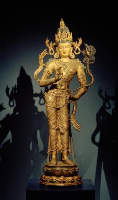 Bodhisattva Maitreya / veistos, 11. – 12. vuosisadalla tekijältä Unbekannt