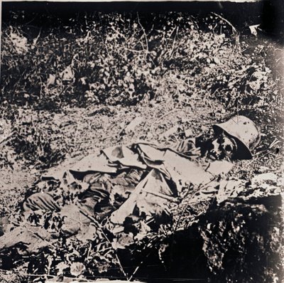 Kuolleen saksalaisen sotilaan ruumis, c1914-c1918 tekijältä Unbekannt