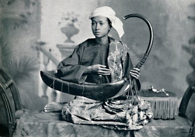 Burmalainen harppusoitin, 1902 tekijältä Unbekannt