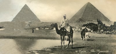 Kairo: Pyramidit, c1918-c1939. tekijältä Unbekannt