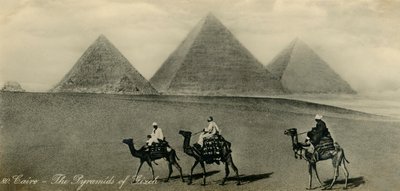 Kairo: Gizehin pyramidit, c1918-c1939. tekijältä Unbekannt