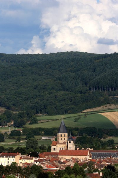 Cluny, Saone-et-Loire, Ranska, 16.8.2015 - Pyhälle Pietarille omistettu Cluny Abbey on entinen benediktiiniläisluostari Clunyssa. tekijältä Unbekannt