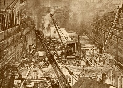 Kuivatelakan rakentaminen Swanseaan, vuodelta 1930. tekijältä Unbekannt