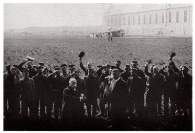 Kreivi Zeppelin tervehti merivoimien ilmalaivaston jäseniltä, Saksa, 1914-1917 1933 tekijältä Unbekannt