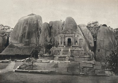 Kuningas Devanampiya Tissan 3. vuosisadalla eKr. rakentama Isurumuniya - Rock - Vihara, 1926 tekijältä Unbekannt