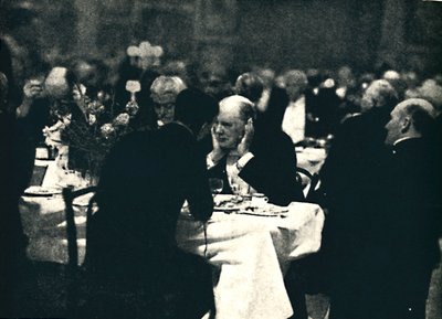 Ulkona syöminen Burlington Housessa, 1932, 1945. tekijältä Unbekannt