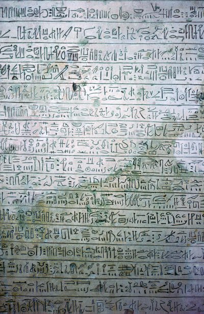 Egyptiläinen kalkkikivistele hieraattisella kirjoituksella tekijältä Unbekannt