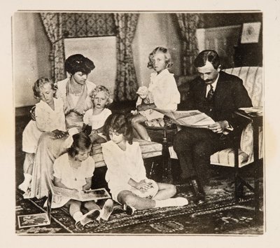 Keisari Kaarle I ja hänen perheensä maanpaossa, 1920-luku. tekijältä Unbekannt