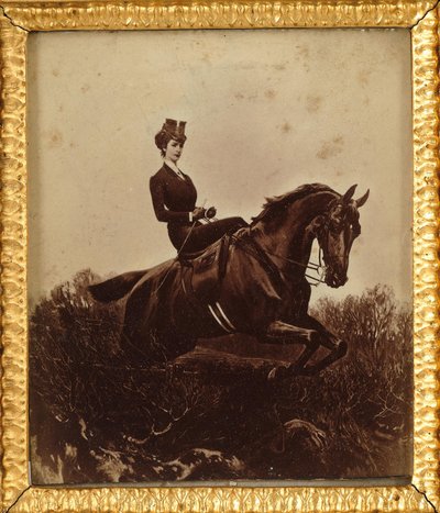 Keisarinna Elisabeth hevosen selässä, n. 1890. tekijältä Unbekannt