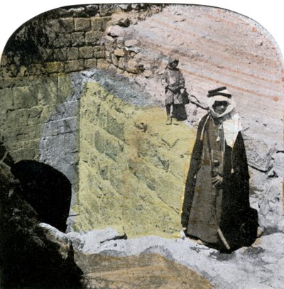 Neitsyiden suihkulähteen sisäänkäynti, Jerusalem, Israel, 1800-luvun loppu tekijältä Unbekannt