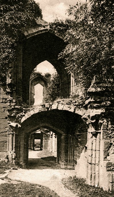 Sisäänkäynti juhlasaliin, Kenilworthin linna, Warwickshire, 1900-luvun alku tekijältä Unbekannt
