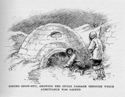 Eskimo Snow-Hut, näyttää ulkokäytävän, jonka kautta sisäänpääsy saatiin, c1927, 1928 tekijältä Unbekannt