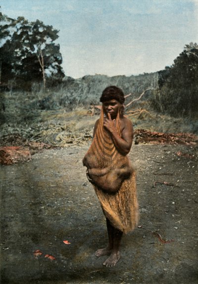 Australialainen nainen kantaa lastaan, australialainen nainen kantaa lastaan, 1900. tekijältä Unbekannt