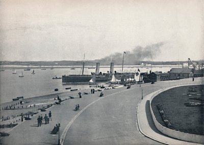 Fleetwood - Promenade: Mansaaren höyrylaivan lähtö, 1895 tekijältä Unbekannt