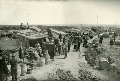 Ranskalaiset kenttäkeittiöt tulilinjan takana, 1919. tekijältä Unbekannt