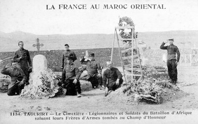 Ranskan muukalaislegioonan hautausmaa, Taourirt, Algeria, 1900-luku tekijältä Unbekannt