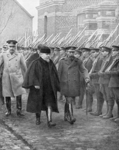 Ranskan presidentti Raymond Poincare ja kuningas George V joulukuussa 1914. tekijältä Unbekannt