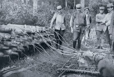 Ranskalaiset sotilaat kaasupulloilla, ensimmäinen maailmansota, 1915 tekijältä Unbekannt