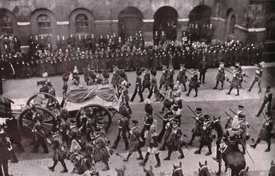 Kuningas Edward VII:n hautajaiset, Whitehall, Lontoo, 20. toukokuuta 1910. tekijältä Unbekannt