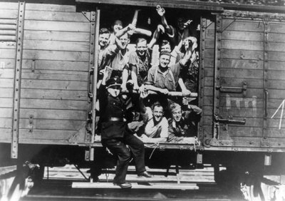 Saksalaiset sotilaat junavaunussa, Ranska, elokuu 1940 tekijältä Unbekannt