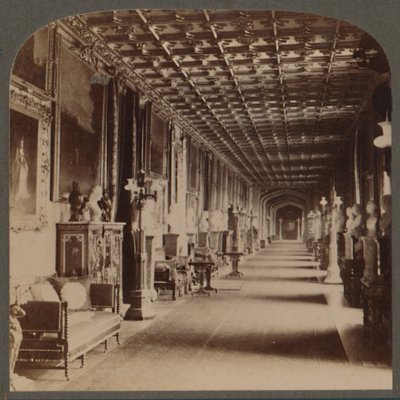 Grand Corridor, Windsorin linna, Englanti, vuodelta 1910. tekijältä Unbekannt