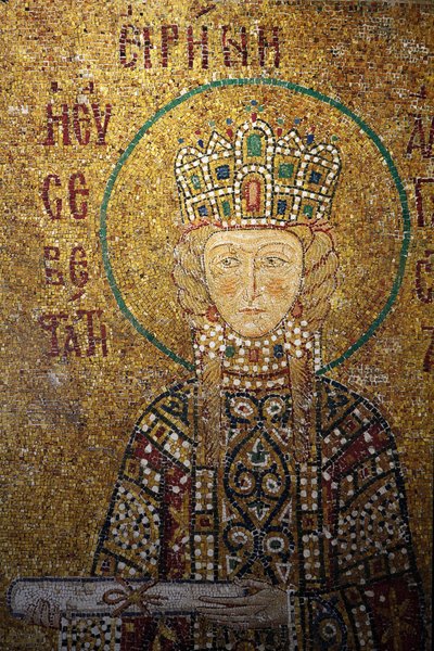 Hagia Sofia -mosaiikki: Keisarinna Irene pitelee kirjakääröä Istanbul Turquie tekijältä Unbekannt