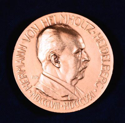 Hermann Ludwig Ferdinand von Helmholtz, saksalainen fyysikko ja fysiologi, 1907 tekijältä Unbekannt