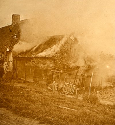 Talo osui kuoreen, c1914-c1918 tekijältä Unbekannt
